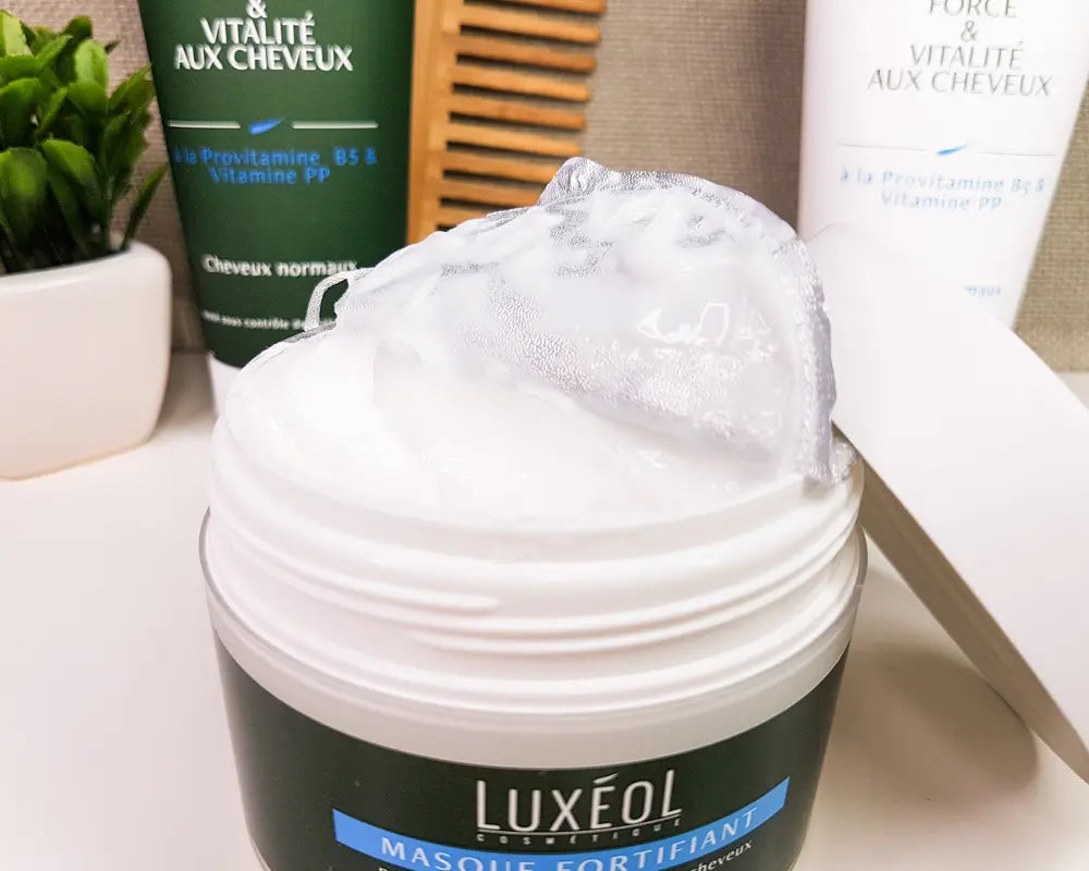 LUXEOL<br> <b> Masque fortifiant</b><br>200ml</h5>Origine France <img style="vertical-align: middle;" src=" https://shorturl.at/bDMR9">